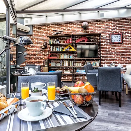 Hotel Atelier Montparnasse Paris