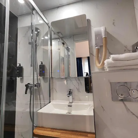 Atelier Montparnasse 3* Paris