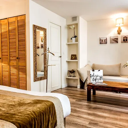 أتولييه مونبارناس 3*